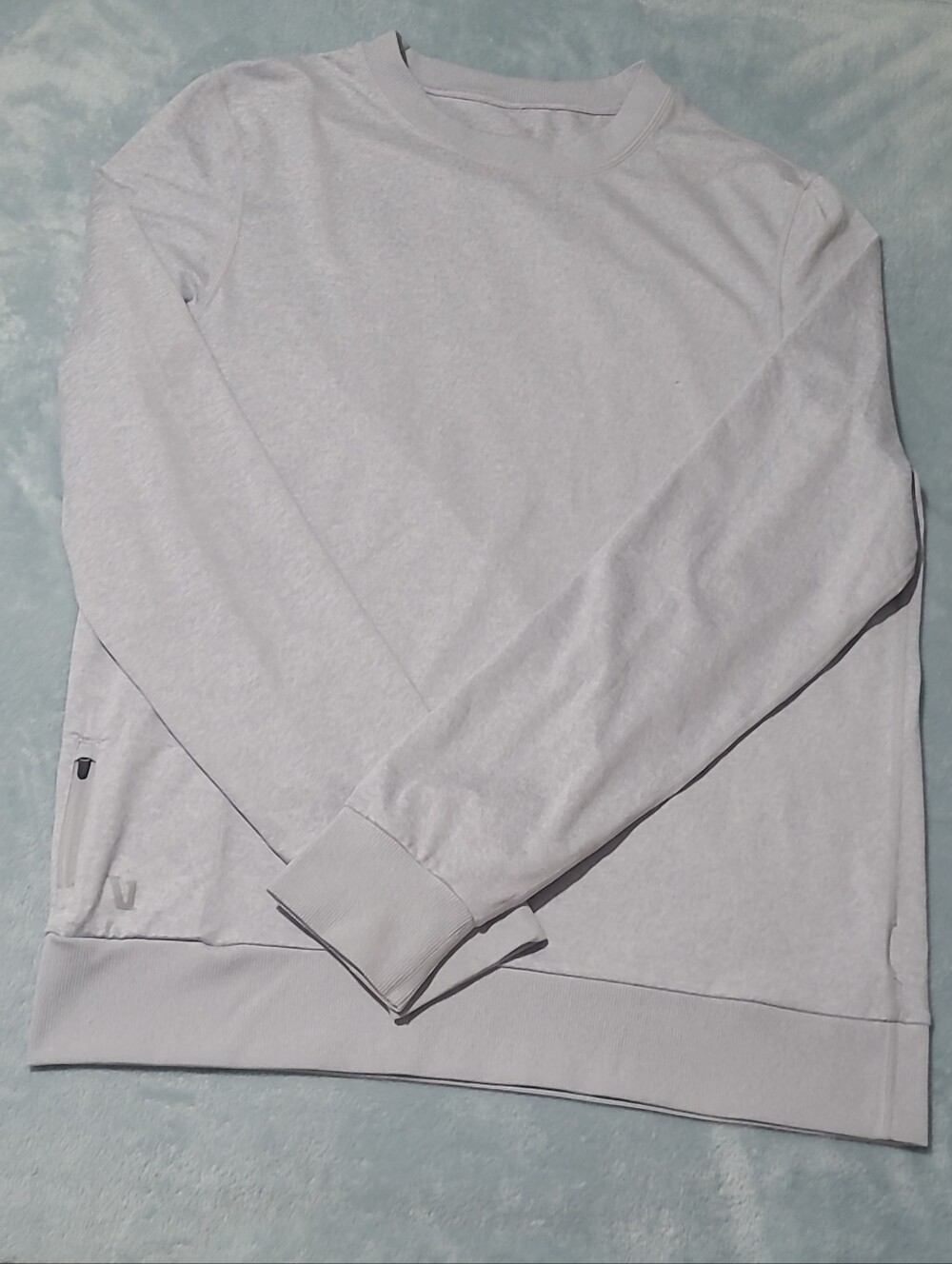 Vuori Ponto Performane Crewneck Sweater. Size M.